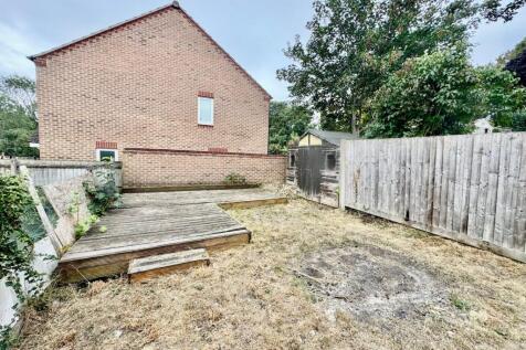 Decking &amp; Shed 