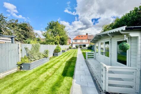 Summer House/ Garden Home Office 