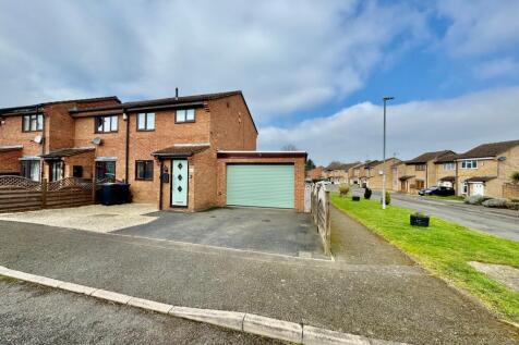 Front &amp; Driveway &amp; Garage