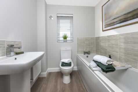 main bathroom 3 bedroom maidstone home