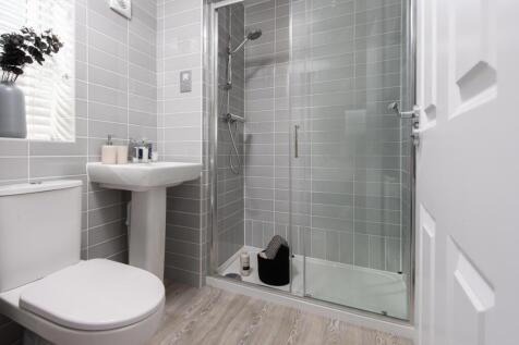 Internal image of the en suite in the Kingsville
