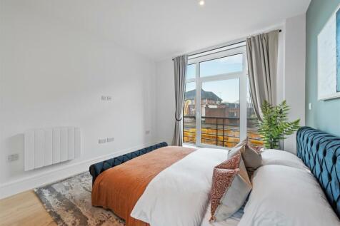 Syward Place, F1 Ph16.jpg