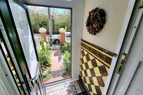 Entrance Porch