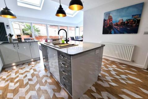 Kitchen/Diner/Family Room
