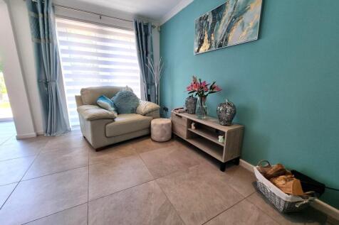Dining/Family Room