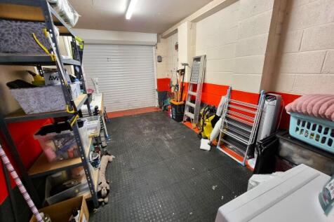 Integral Garage