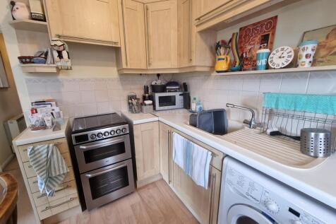 Lounge/Kitchen