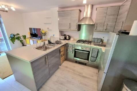 Open plan Kitchen/Lounge