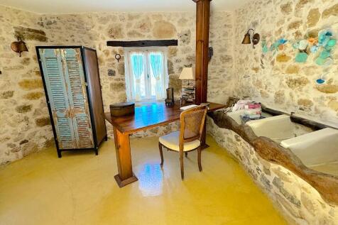 Property Image 39
