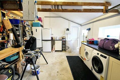 Attached Garage