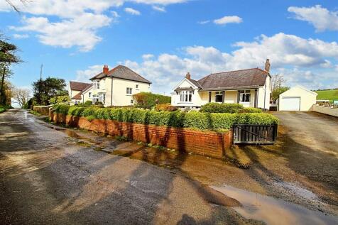 Front of house and driveway
