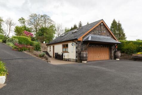 Detached Garage