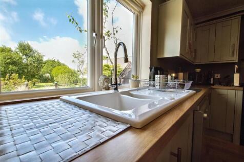 Kitchen sink