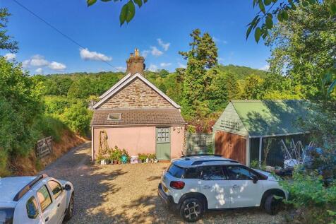 Side view, parking and views
