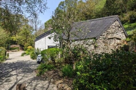 Useful Outbuildings.jpg