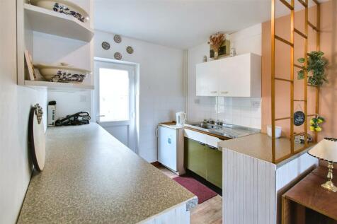 overflow kitchen area