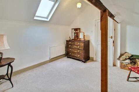 Upstairs Bedroom 2