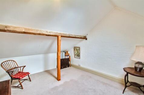 Upstairs Bedroom 2