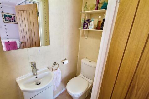 Bedroom 3 Ensuite