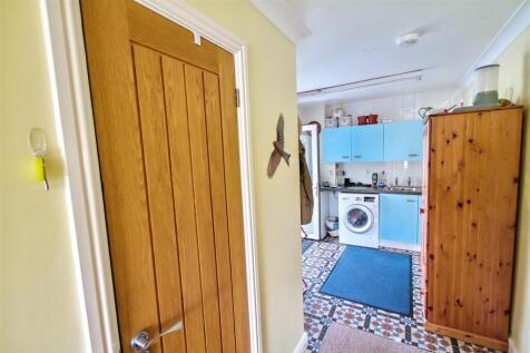 Utility Area &amp; Hallway