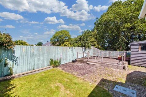Decking Area/Garden