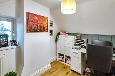 bedroom 4/office