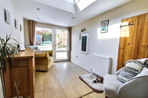 Sitting room/snug