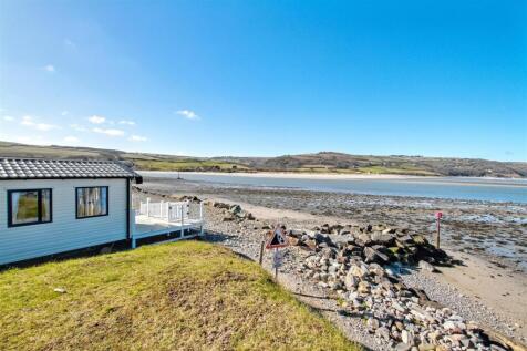 Sea and Estuary Views from the park