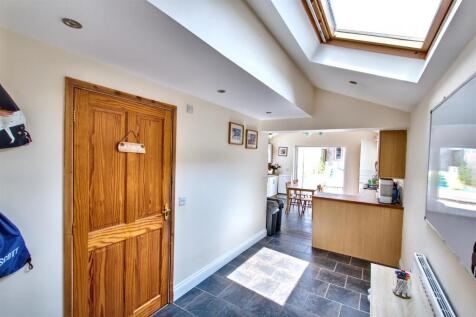 Area leading to kitchen and Bathroom