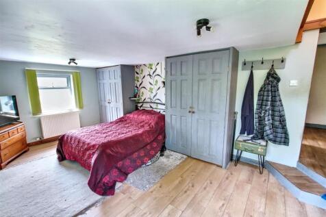 Master  Bedroom