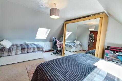 Master Bedroom 3