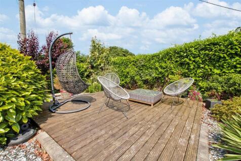 Seating area in front garden area