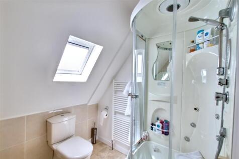 annexe shower room