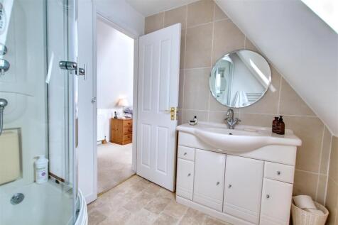 annexe shower room