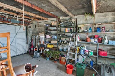 Attached Garage