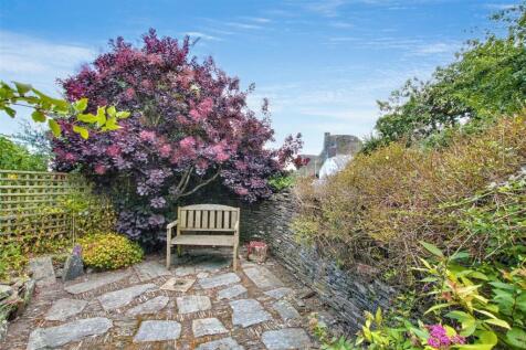 side garden