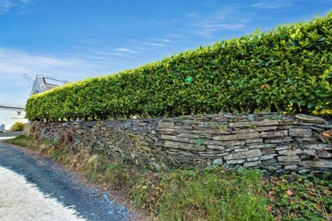cotage garden wall