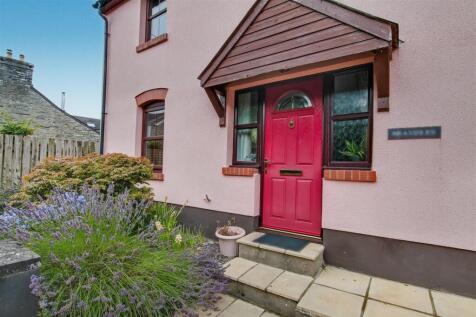Front Garden Area