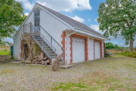 Double Garage
