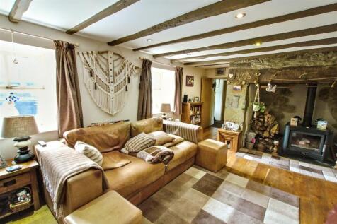 Farmhouse Lounge