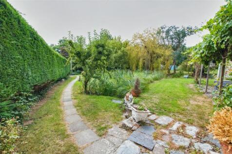 Path to front door