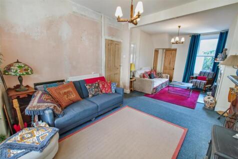 Open plan lounge/sitting room/diner