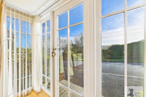 Reception room 1 views