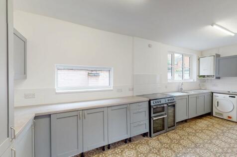 Sykefield-Avenue-2-1