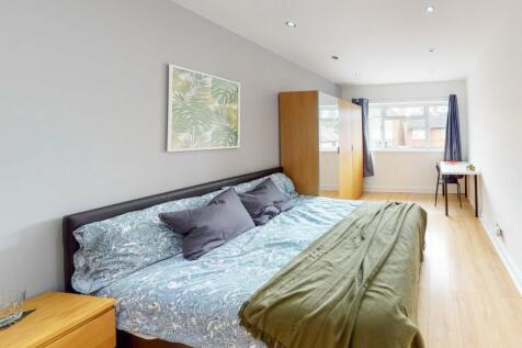 Student Digs - Dunst
