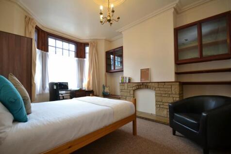 30 STRETTON (1)