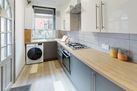 Student Digs - Cemet