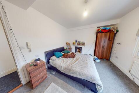 Student Digs - Kings