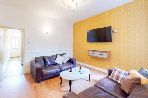 Student Digs - Beaco