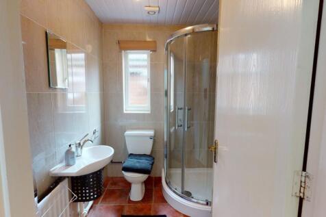 Student Digs - Jarro